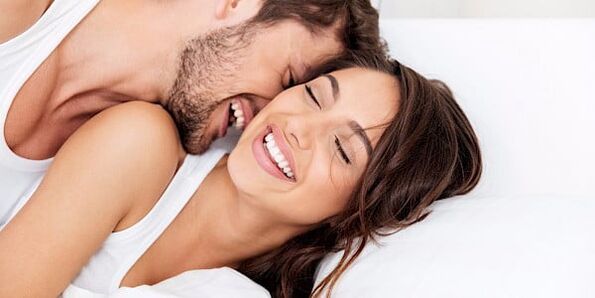 Le couple éprouvera de nouvelles sensations lors de l'utilisation d'accessoires sur le pénis.